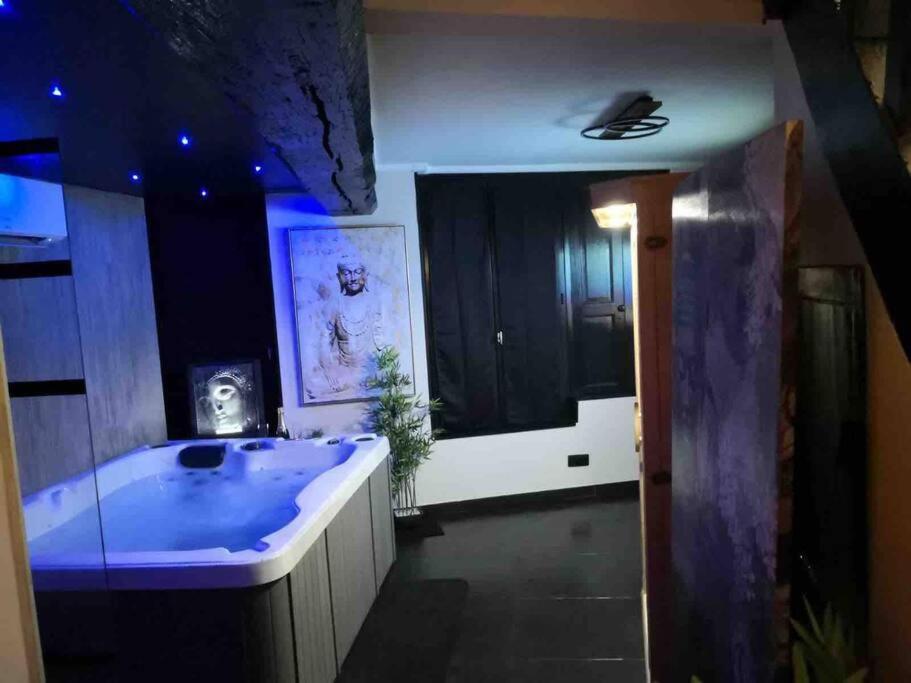 Loveroom La Parenthese D 'أوكْسير المظهر الخارجي الصورة