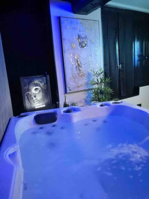 Loveroom La Parenthese D 'أوكْسير المظهر الخارجي الصورة